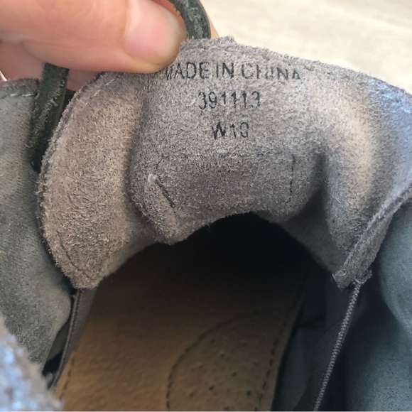 TOMS 391113 Suede Tribal Boots (size 10) - Picture 9 of 15